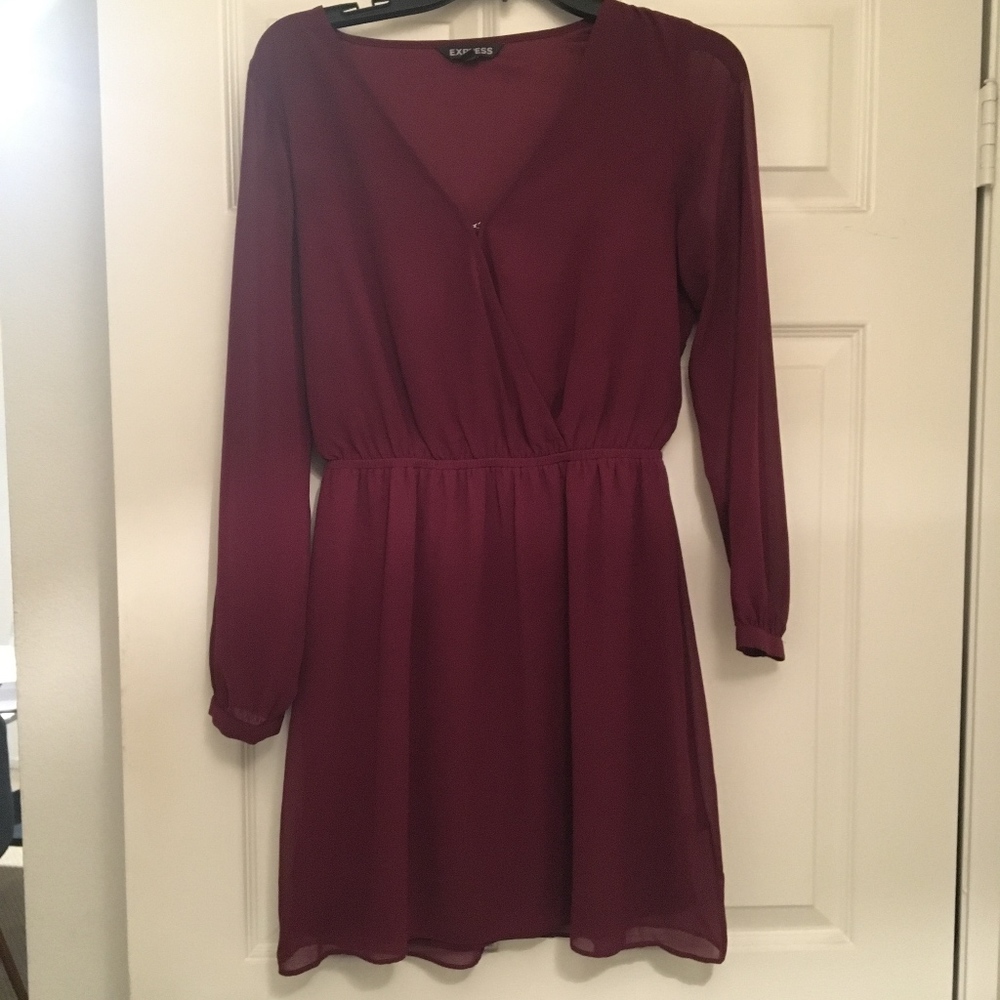 Maroon Sheer Sleeve Express Dress